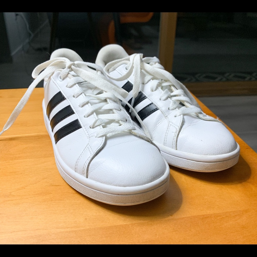 Adidas Cloud Foam Sneakers